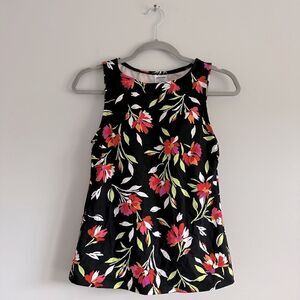 Lands' End High Neck Tankini Swim Top Black
Crimson Floral Size 2